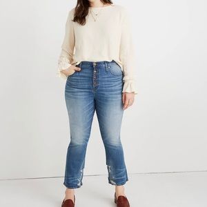 Madewell Cali Demi-Boot Jeans in Bess Wash: Button-Front Edition - Size 32